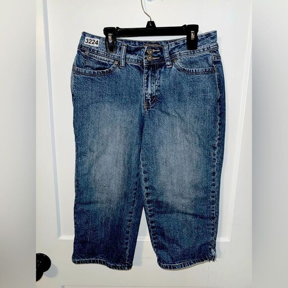 ST JOHNS BAY BRAND WOMENS CAPRIS - Picture 1 of 4